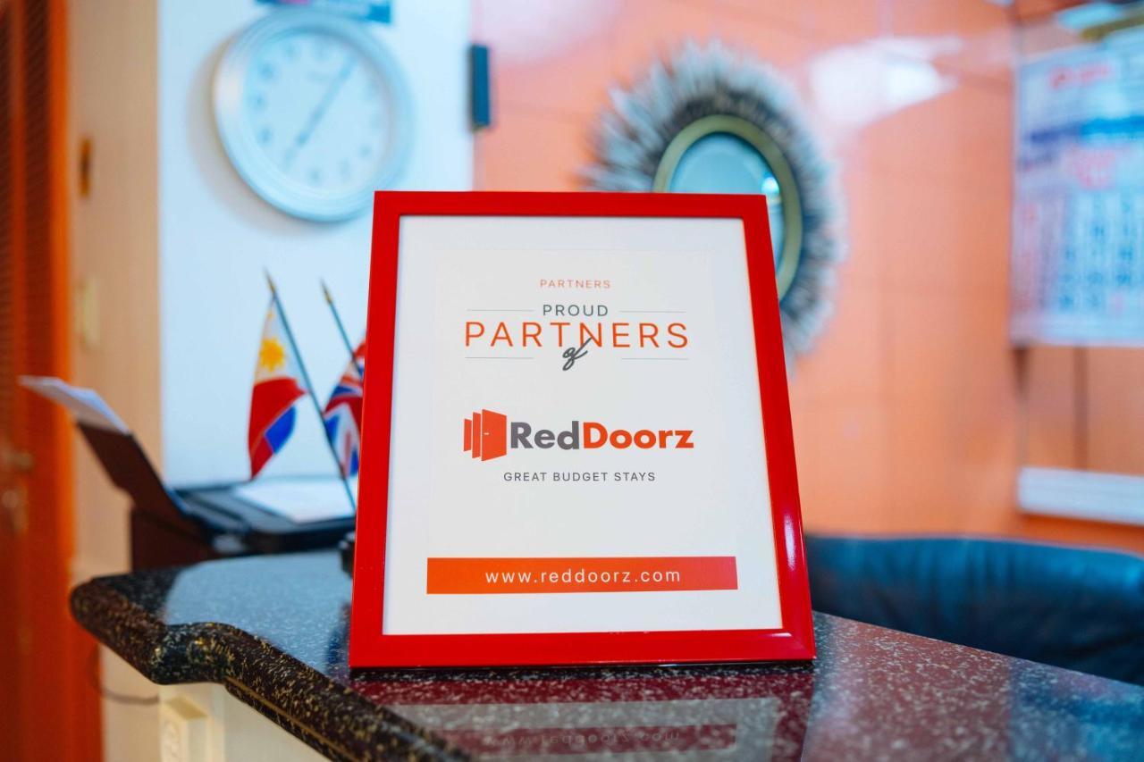 Reddoorz @ Fields Avenue Angeles City מראה חיצוני תמונה