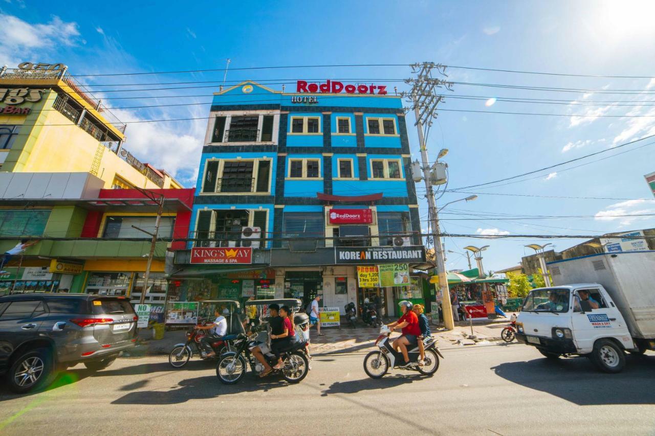 Reddoorz @ Fields Avenue Angeles City מראה חיצוני תמונה